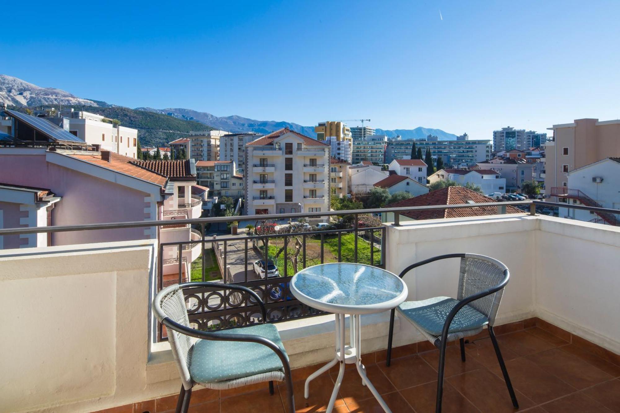 Villa Ljubanovic Budva Phòng bức ảnh